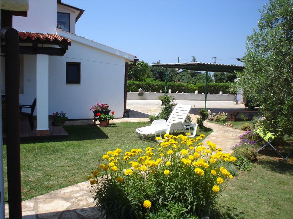 Nella Apartments Šišan Extérieur photo